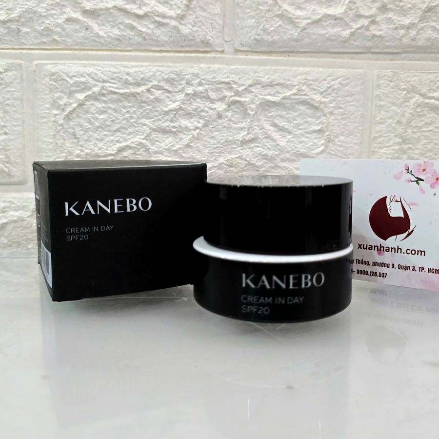 Kem dưỡng ngày Kanebo GKC In Day SPF20 dưỡng ẩm, mền mịn và căng mọng da (New)