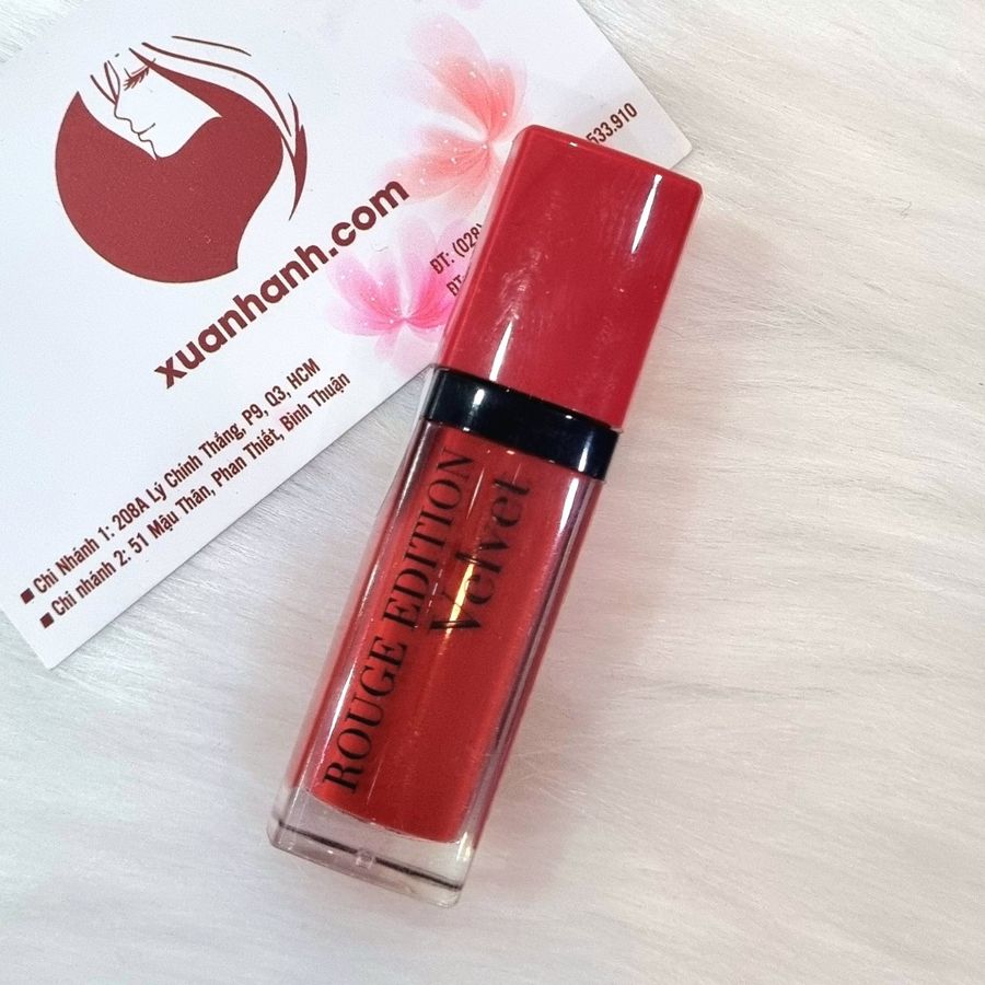 Son Bourjois Rouge Edition Velvet chất kem lì và bám môi, #01 Personne Ne Rouge đỏ tươi